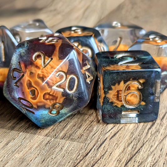 Dragon Mask Dice Set