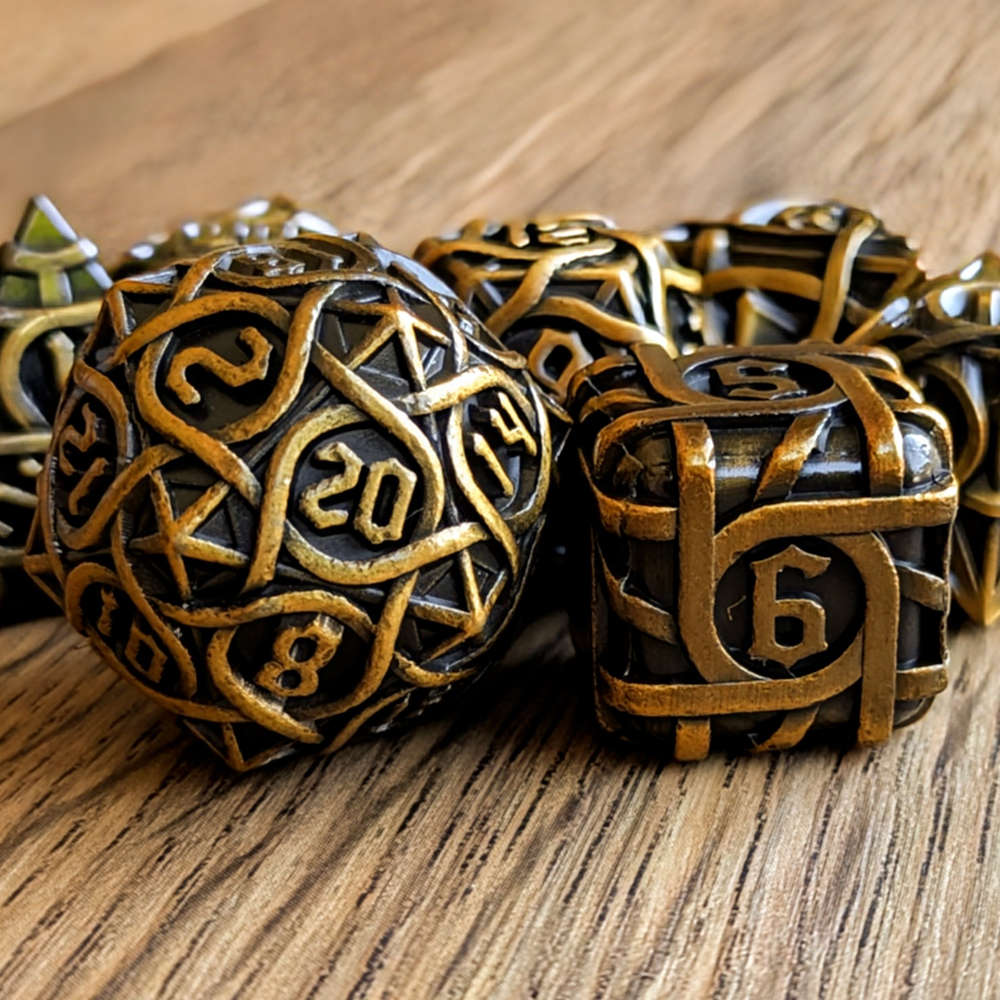 Gold Labyrinthine Dice Set