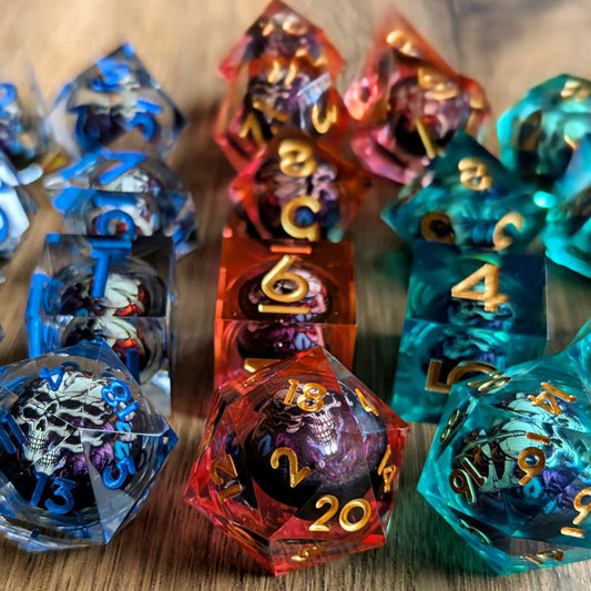 Skull Rolling Dice Sets